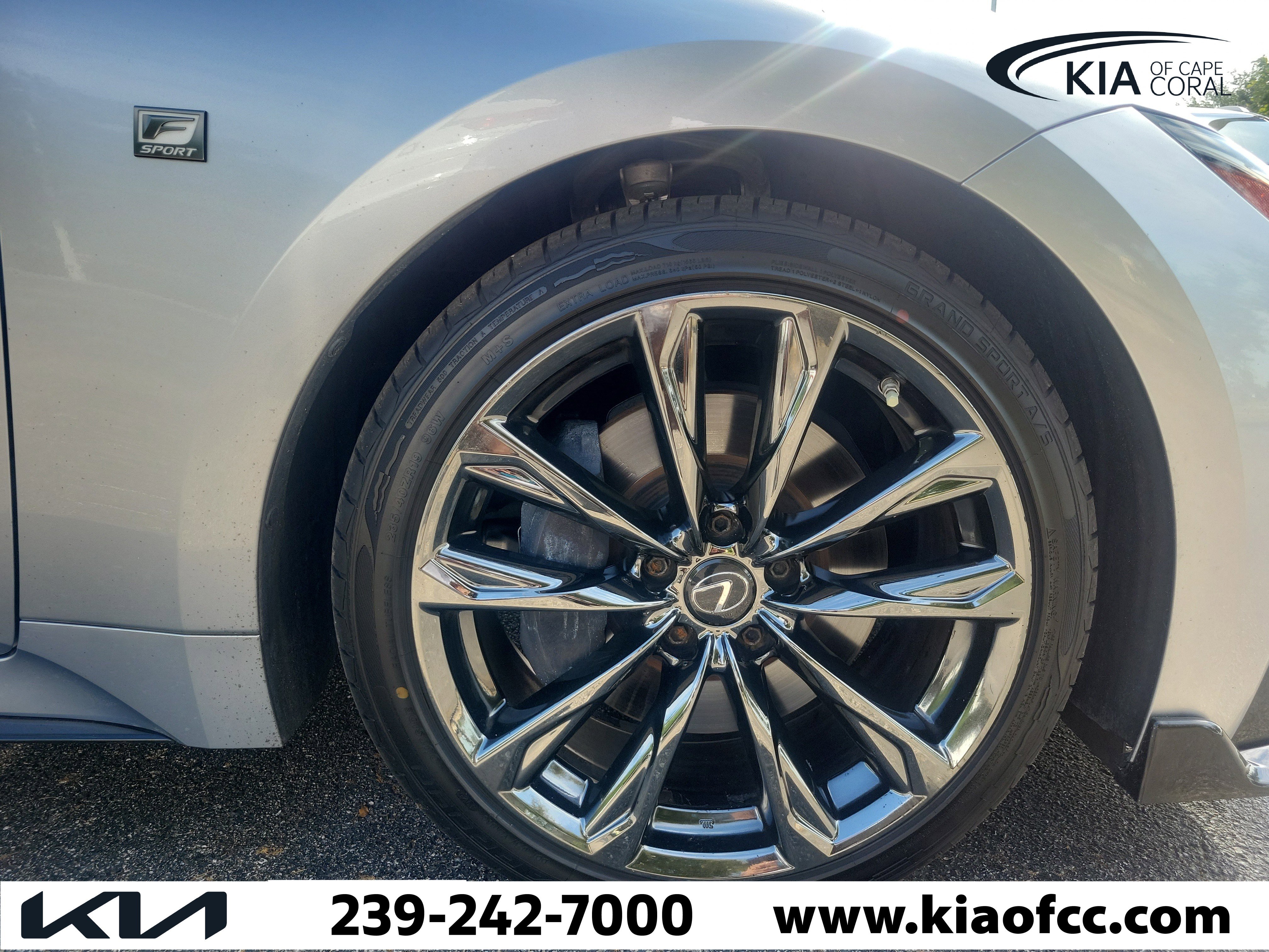 Used 2022 Lexus IS 350 F Sport w/ Navigation Package RWD image 8
