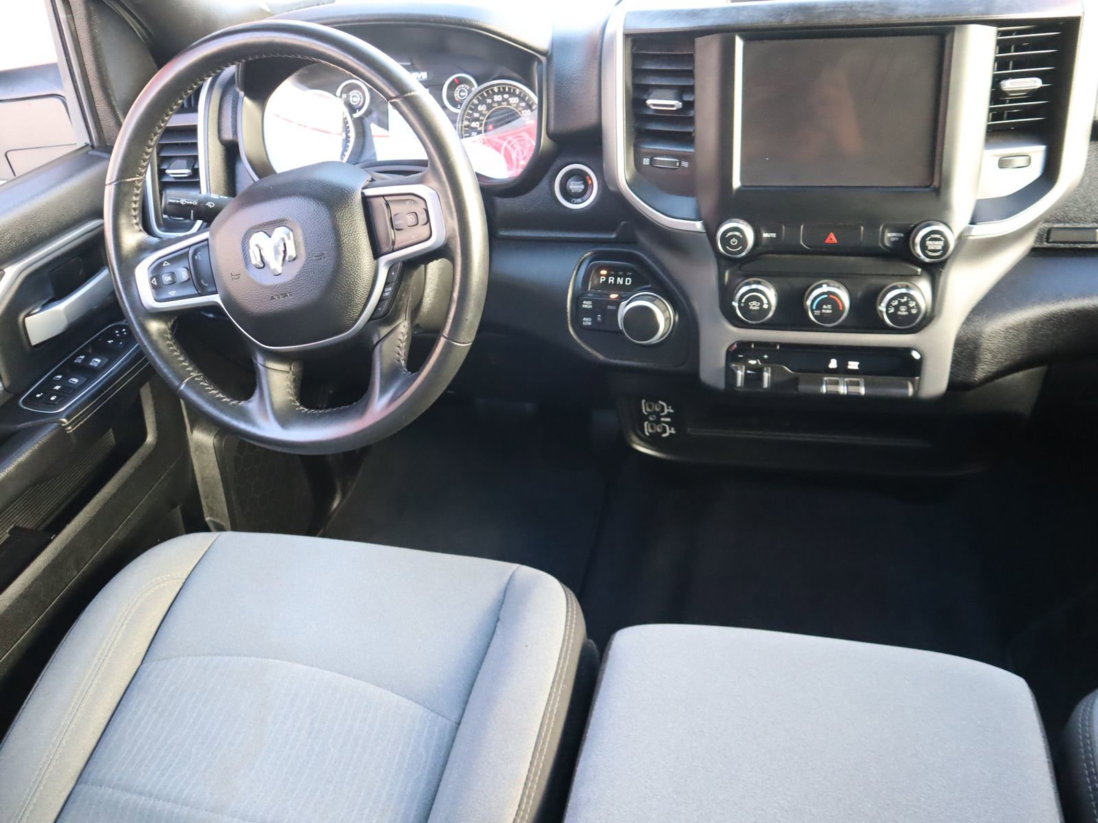 Used 2024 RAM 2500 Big Horn image 32