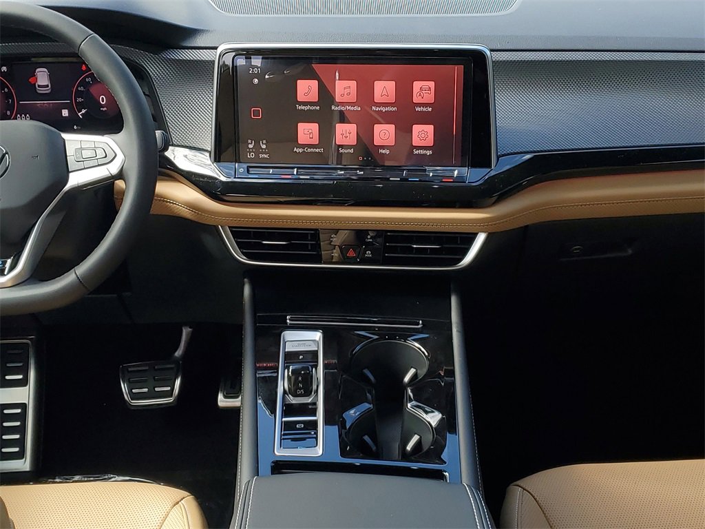 New 2026 Volkswagen Atlas Cross Sport SEL R-Line image 17