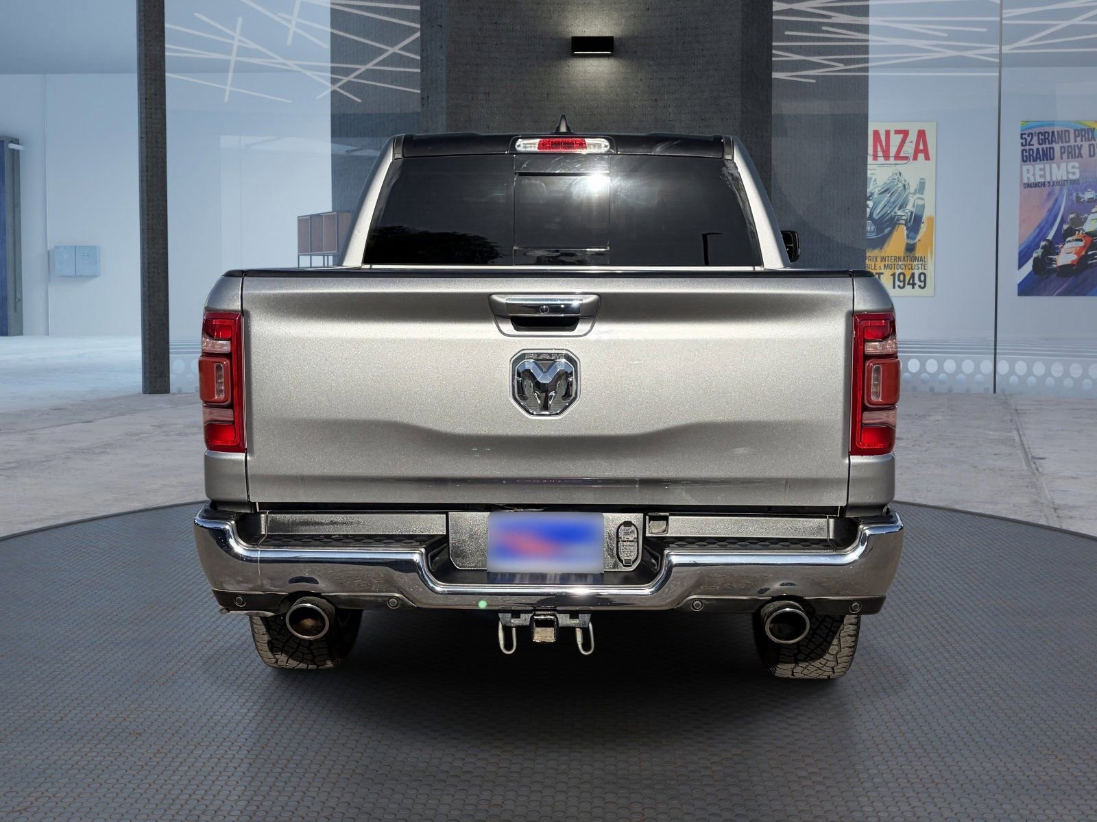Used 2022 RAM 1500 Laramie AWD/4WD image 6