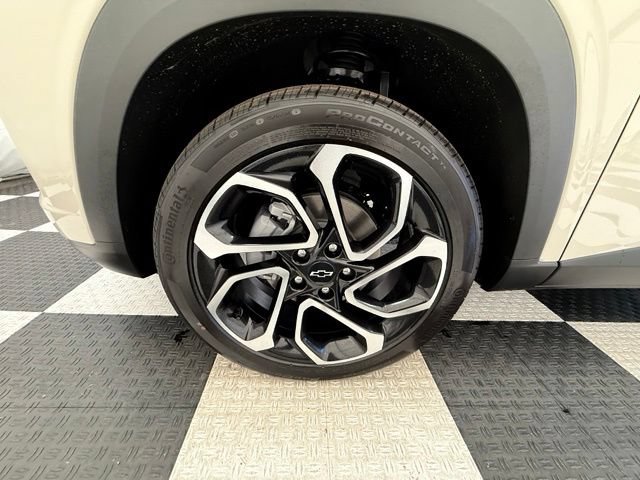 New 2026 Chevrolet Trax RS FWD image 13