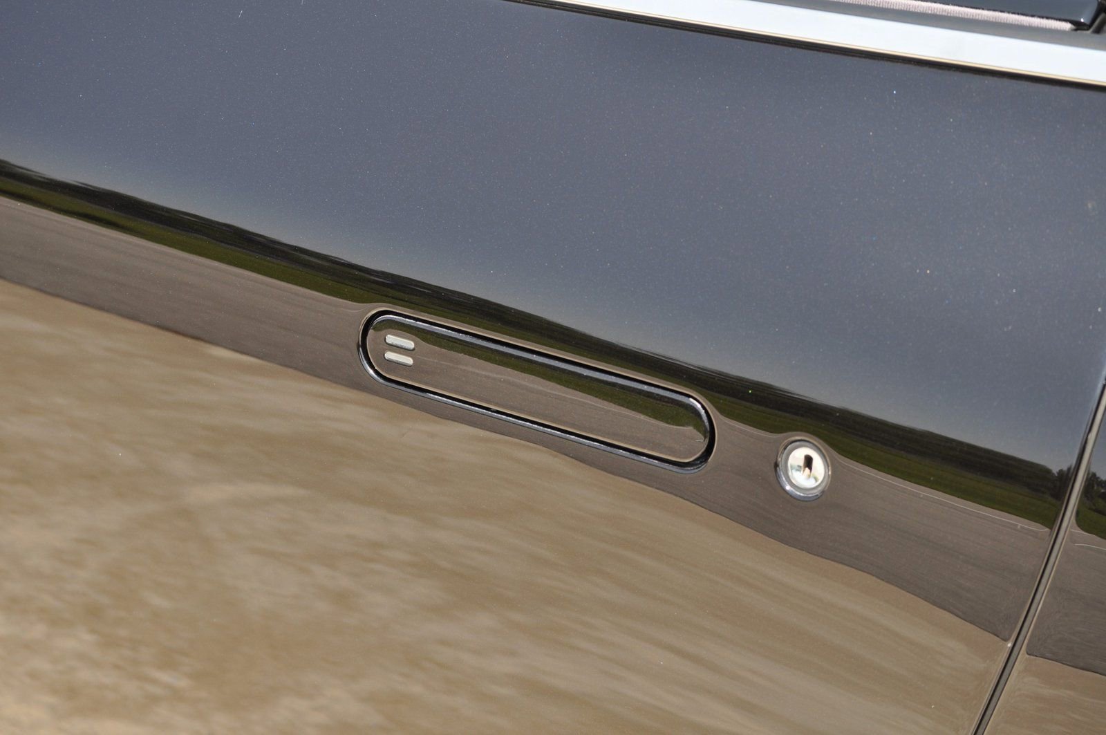 Used 2012 Aston Martin DB9 Volante image 15