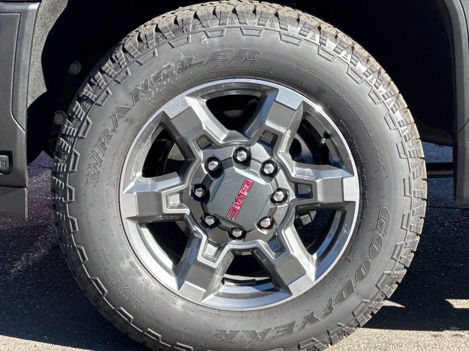 New 2026 GMC Sierra 2500 SLT w/ SLT Premium Package image 31