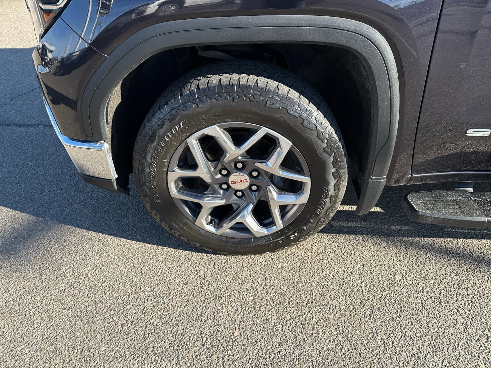 Used 2022 GMC Sierra 1500 SLT AWD/4WD image 9