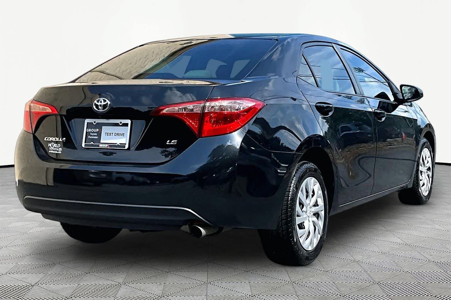 Certified 2019 Toyota Corolla LE FWD image 13