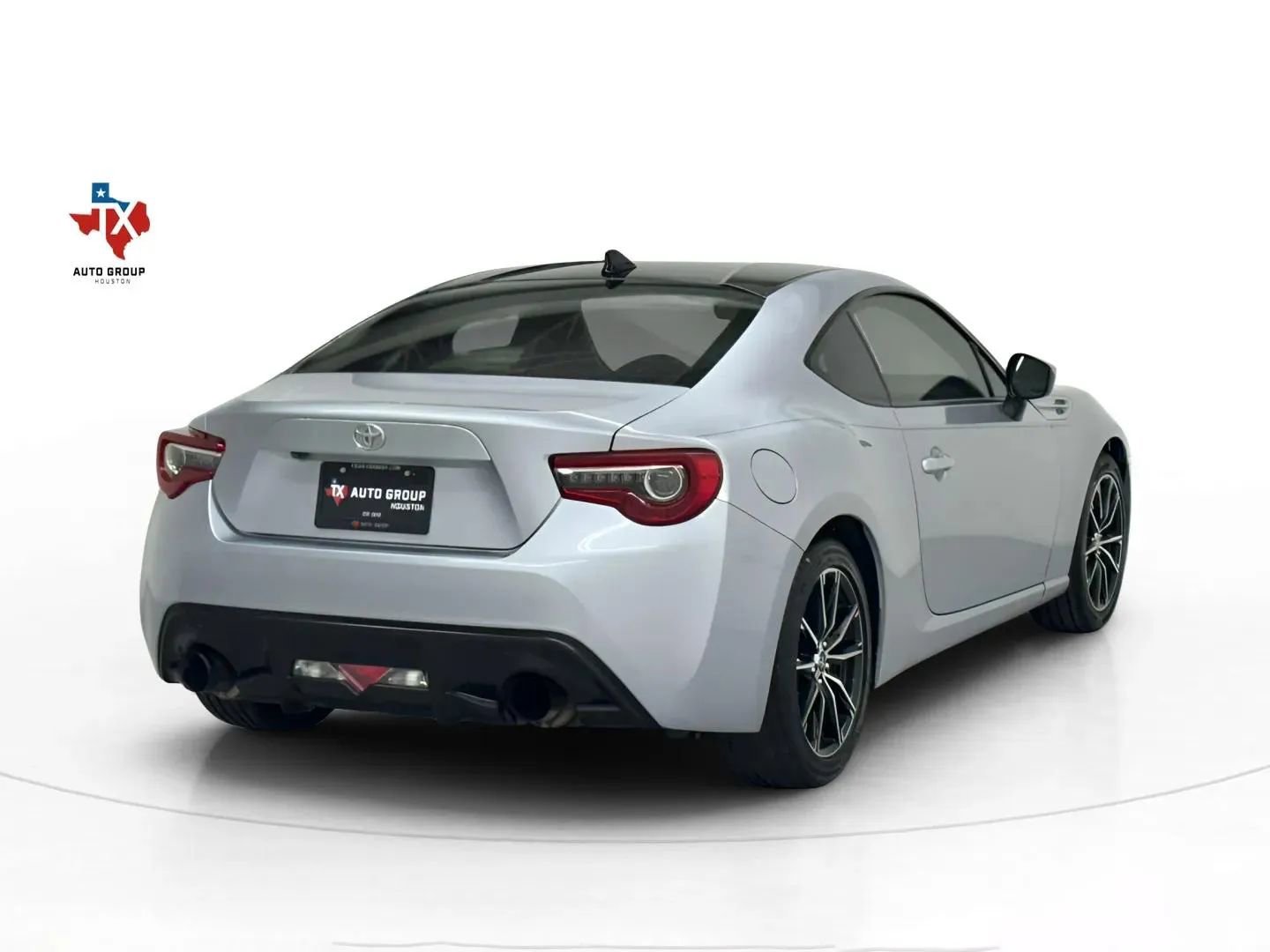 Used 2017 Toyota 86 Coupe 2D image 6