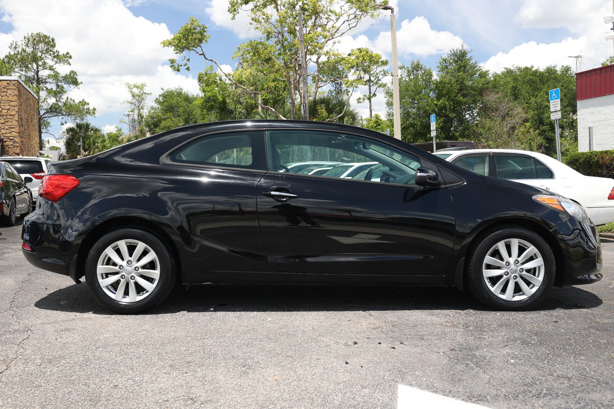 Used 2014 Kia Forte Koup EX FWD image 17