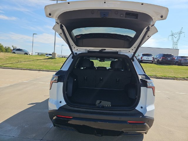 New 2027 Chevrolet Equinox RS FWD image 26