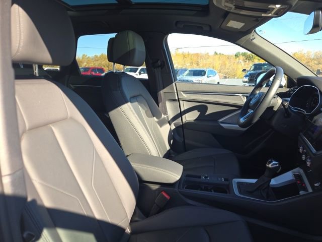 Used 2022 Audi Q3 2.0T Premium image 45