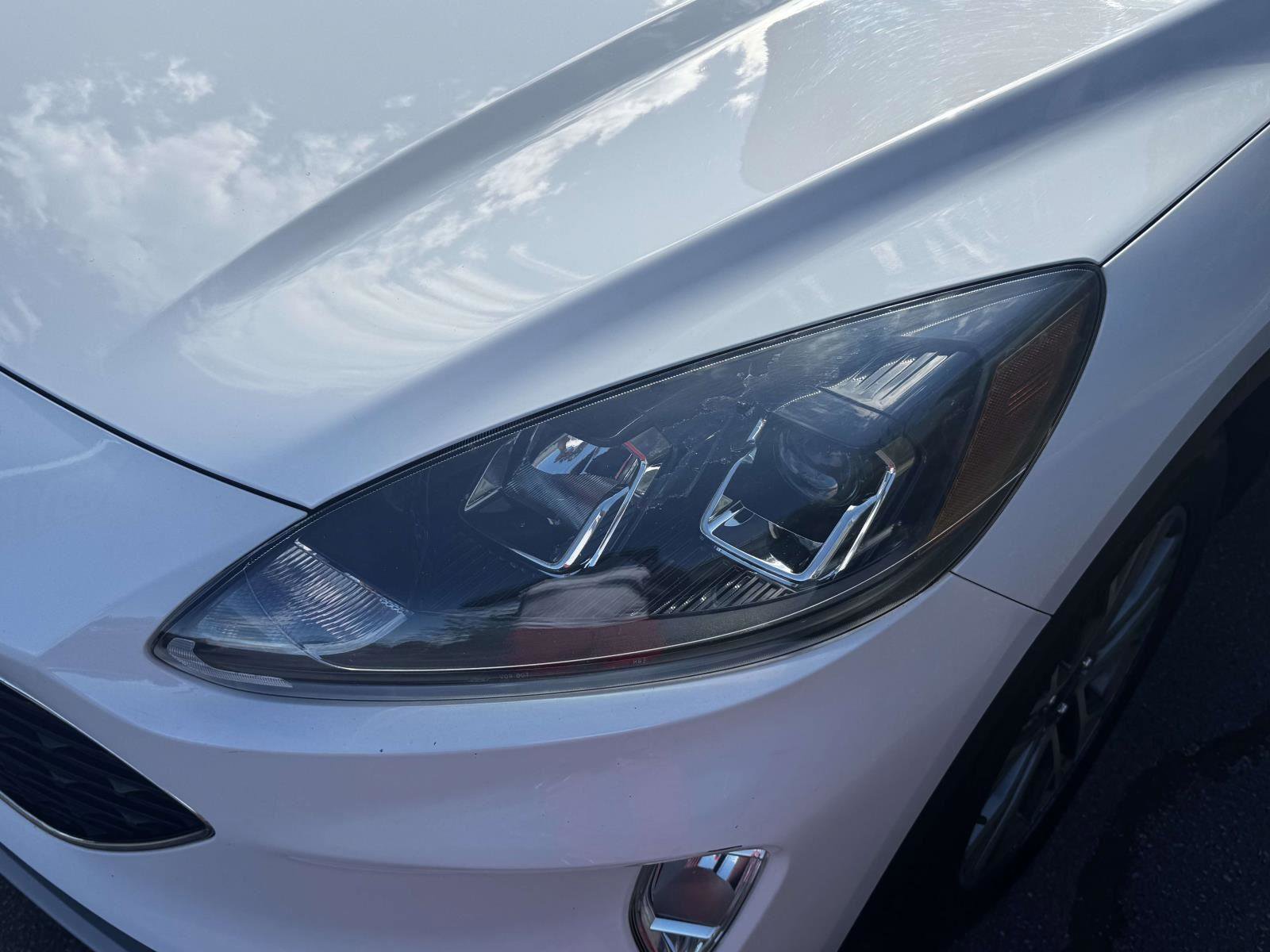 Used 2022 Ford Escape SEL AWD/4WD image 8