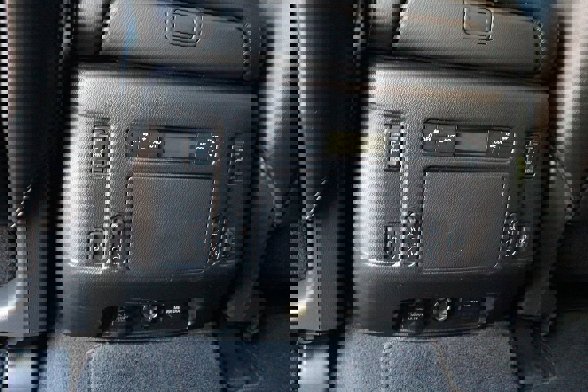 Used 2018 Nissan Armada Platinum w/ Cargo Package image 17