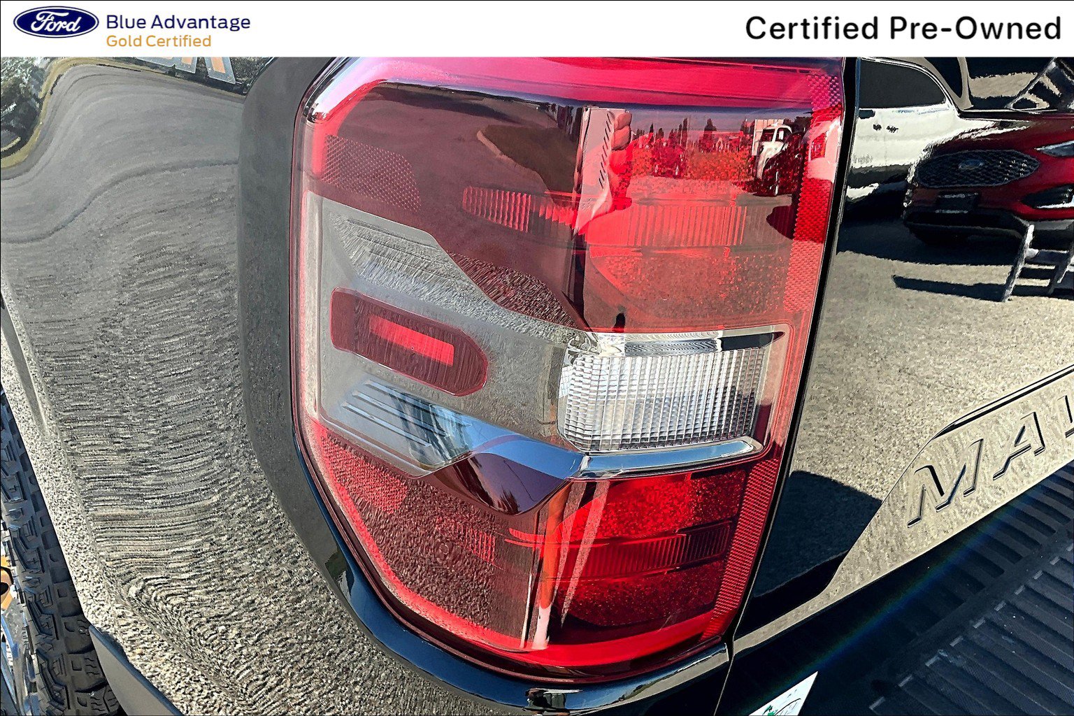 Certified 2025 Ford Maverick Tremor AWD/4WD image 28