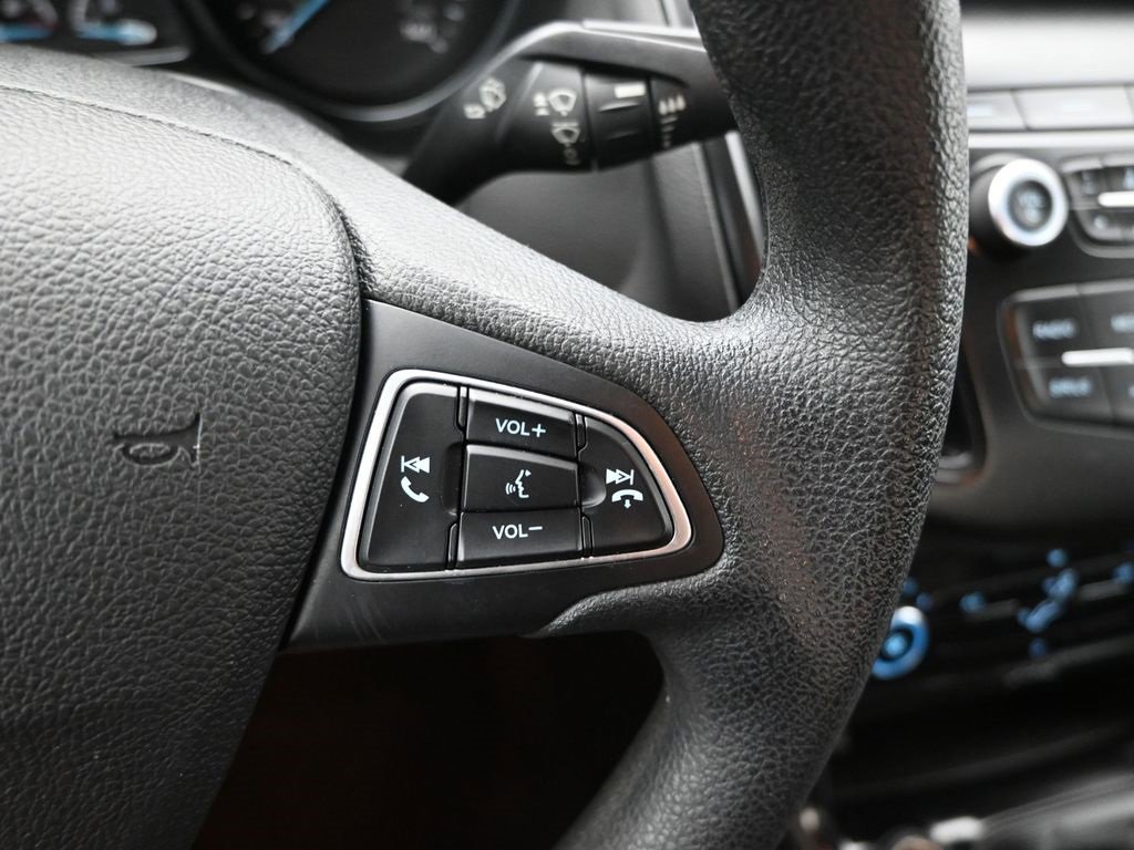 Used 2018 Ford Focus SE image 17