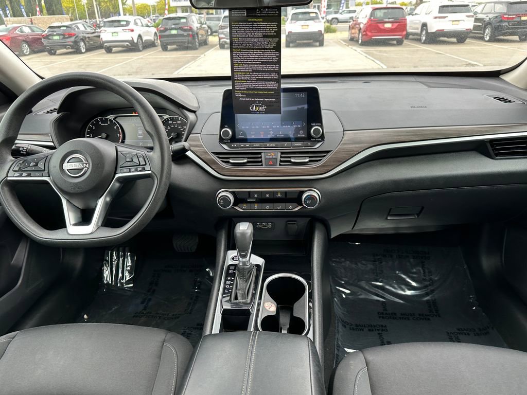 Used 2024 Nissan Altima 2.5 SV image 20