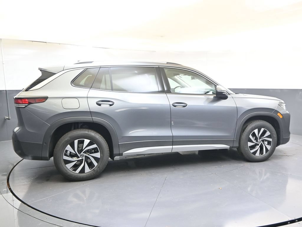 Used 2026 Volkswagen Tiguan S AWD/4WD image 6