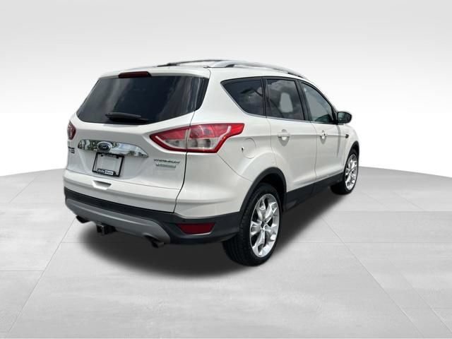 Used 2014 Ford Escape Titanium w/ Equipment Group 401A FWD image 7