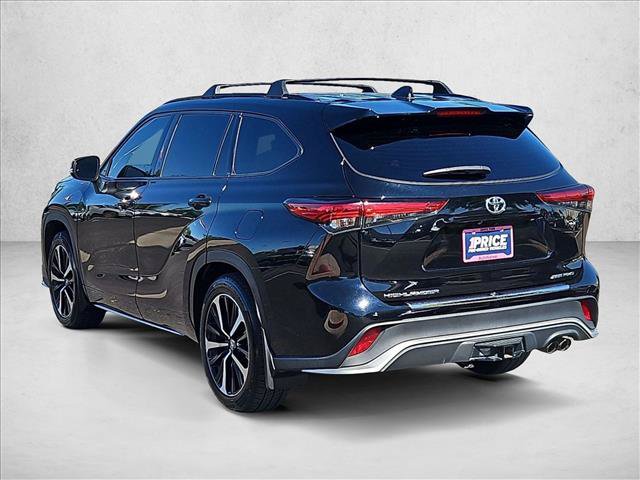 Used 2022 Toyota Highlander XSE AWD/4WD image 10