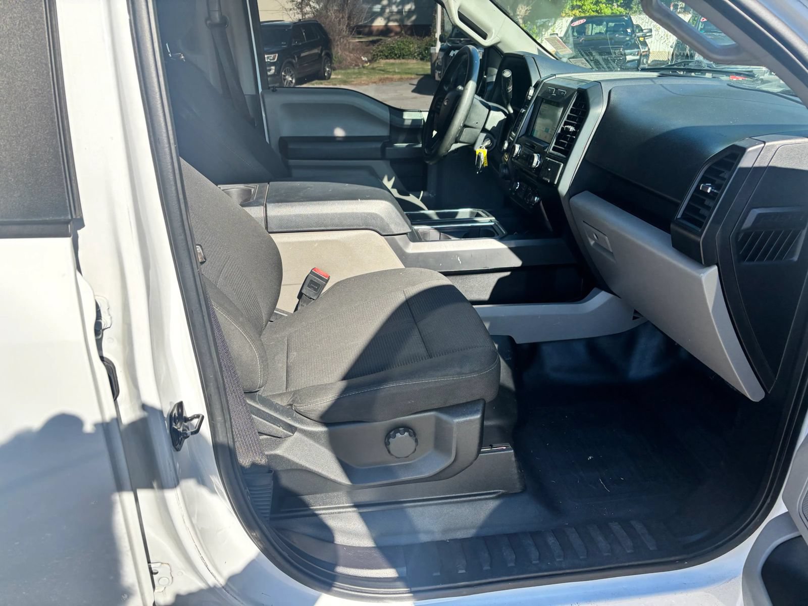Used 2018 Ford F150 XL w/ Equipment Group 101A Mid AWD/4WD image 17