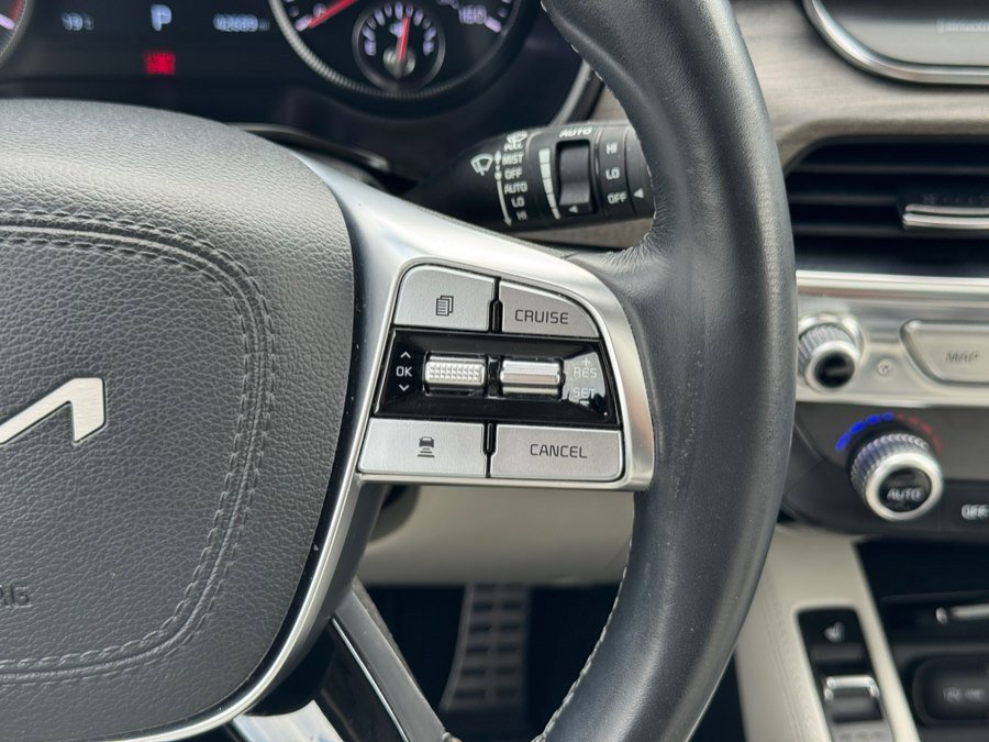 Used 2022 Kia Telluride SX w/ SX Prestige Package image 51