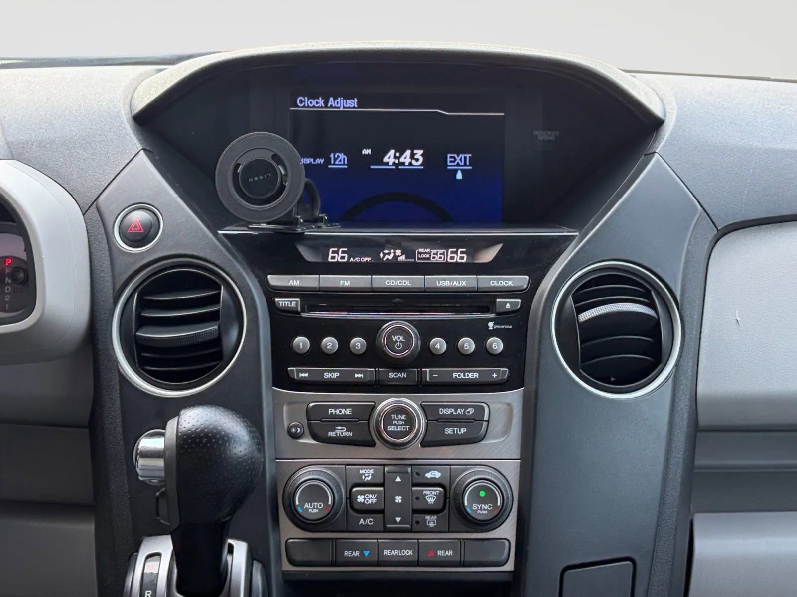 Used 2014 Honda Pilot LX image 23