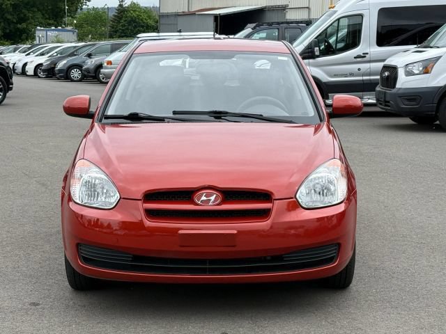 Used 2010 Hyundai Accent GS FWD image 2