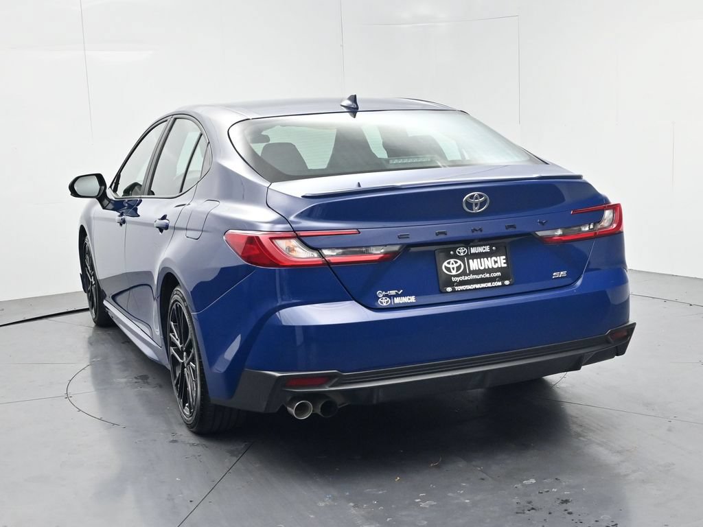 Used 2025 Toyota Camry SE FWD image 6