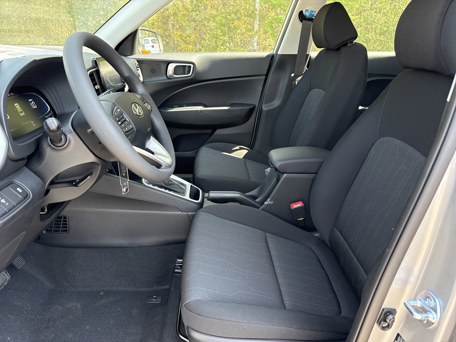 New 2026 Hyundai Venue SE image 10