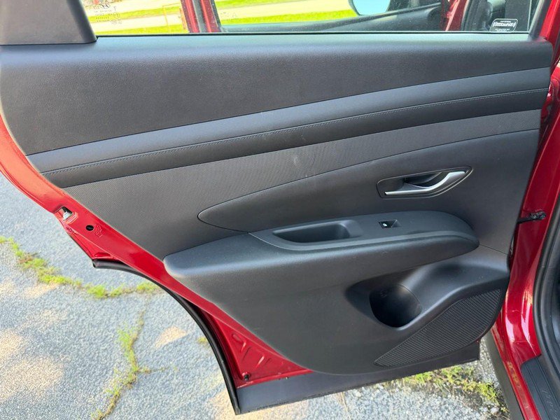 Used 2025 Hyundai Tucson SE FWD image 21