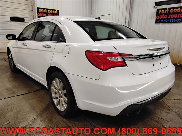 Used 2014 Chrysler 200 Limited w/ Sun/Sound Group FWD image 6