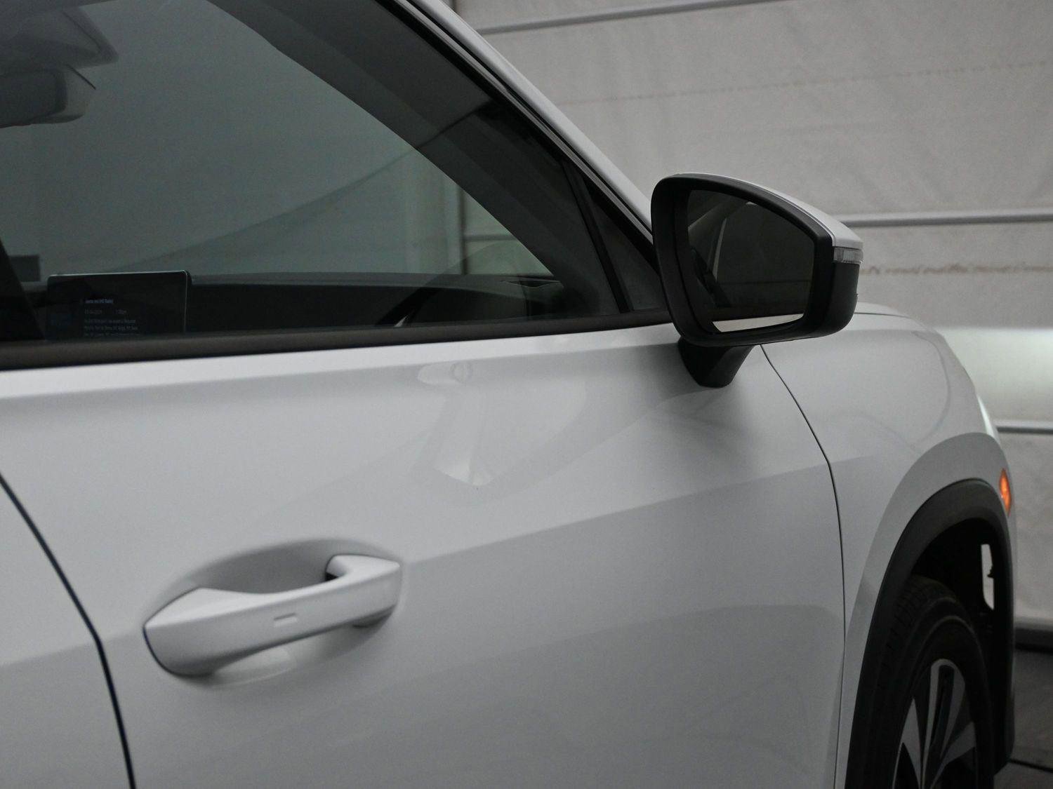 Certified 2025 Volkswagen Tiguan S image 15