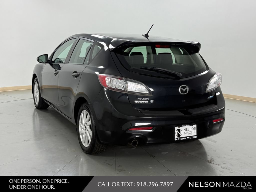 Used 2013 MAZDA MAZDA3 i Grand Touring w/ Tech Pkg FWD image 8