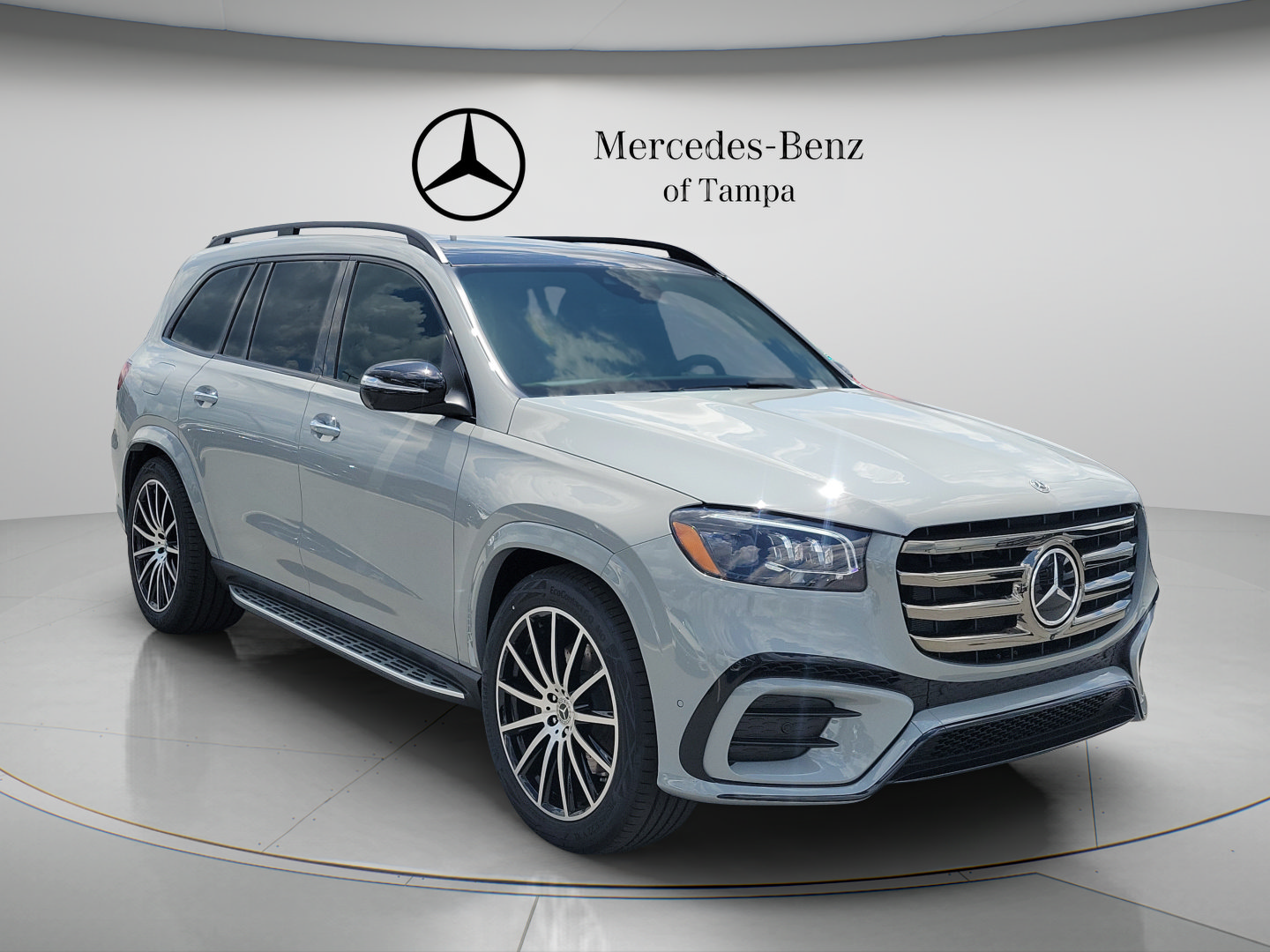 New 2026 Mercedes-Benz GLS 450 4MATIC image 4