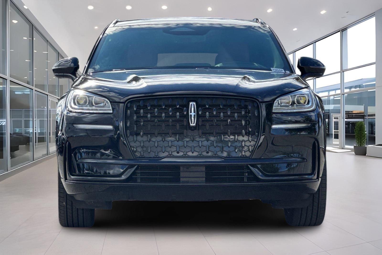 Used 2025 Lincoln Corsair Grand Touring w/ Equipment Group 302A image 9