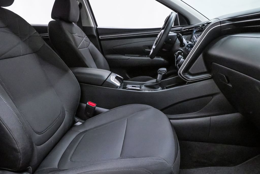 Certified 2024 Hyundai Tucson SE image 13