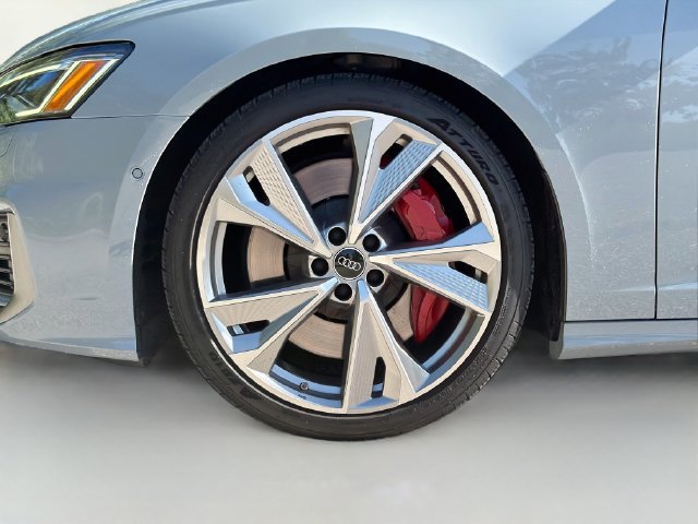 Used 2023 Audi S6 Premium Plus w/ Premium Plus Package AWD/4WD image 42