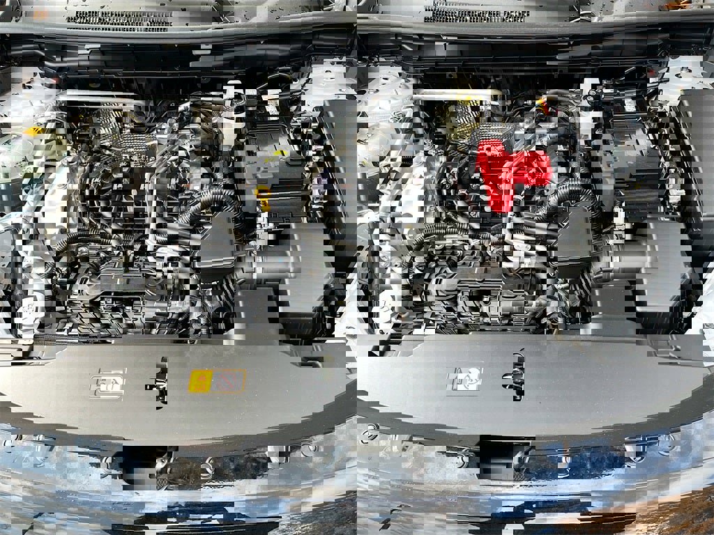 New 2025 Mitsubishi Outlander SE image 34