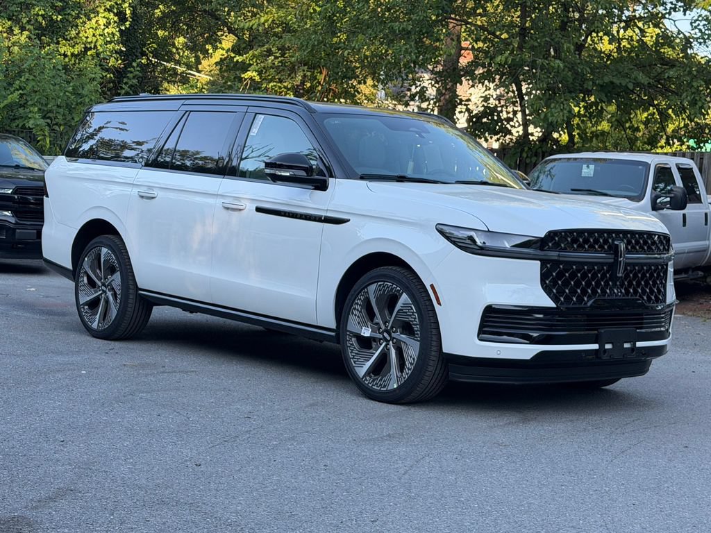 New 2027 Lincoln Navigator L Black Label w/ Black Label Special Edition
