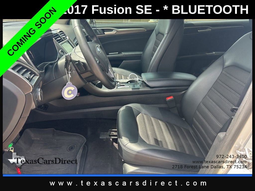 Used 2017 Ford Fusion SE w/ Equipment Group 201A FWD image 6