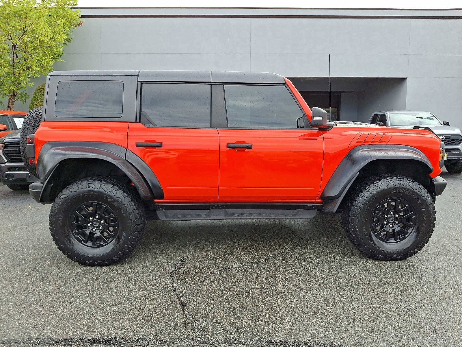 Used 2022 Ford Bronco Raptor image 4