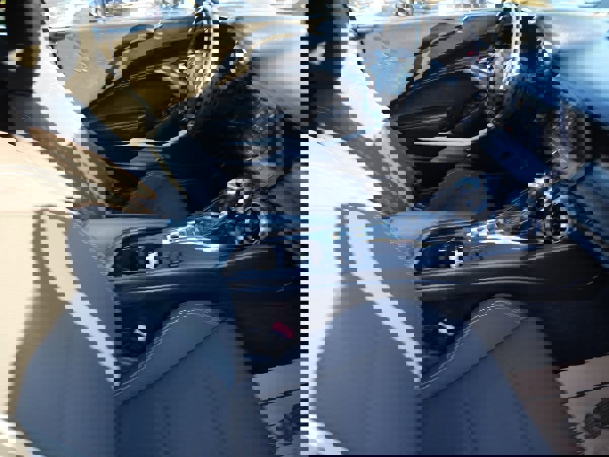 Used 2019 Chevrolet Camaro LT image 33