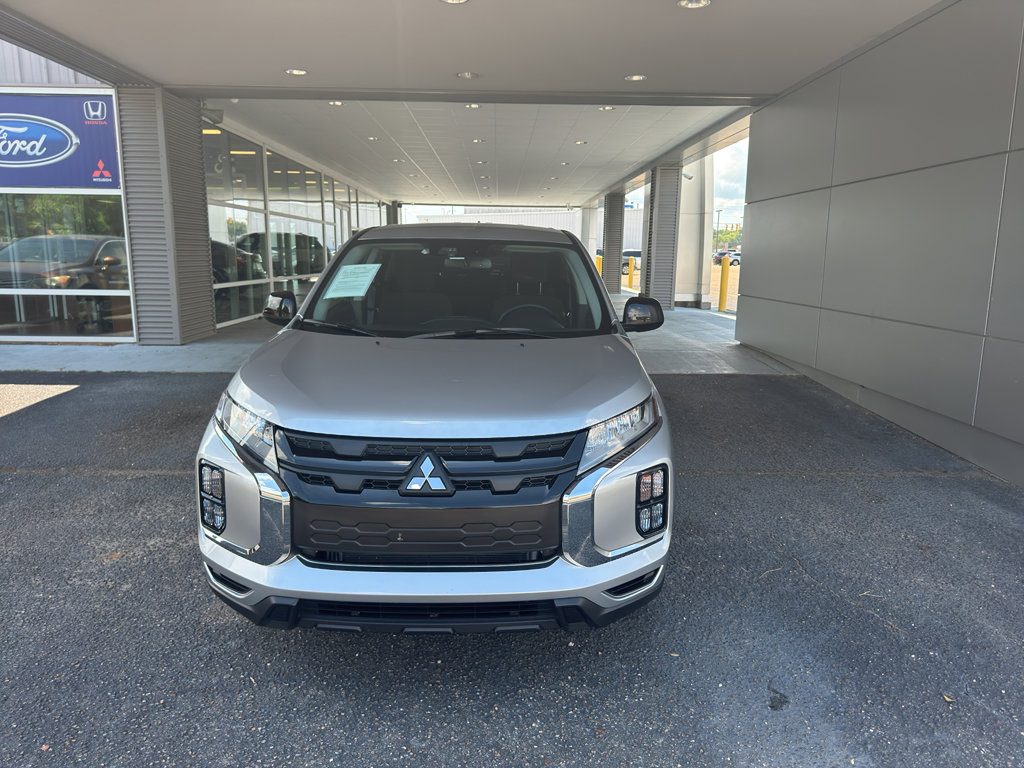Used 2024 Mitsubishi Outlander Sport LE image 3
