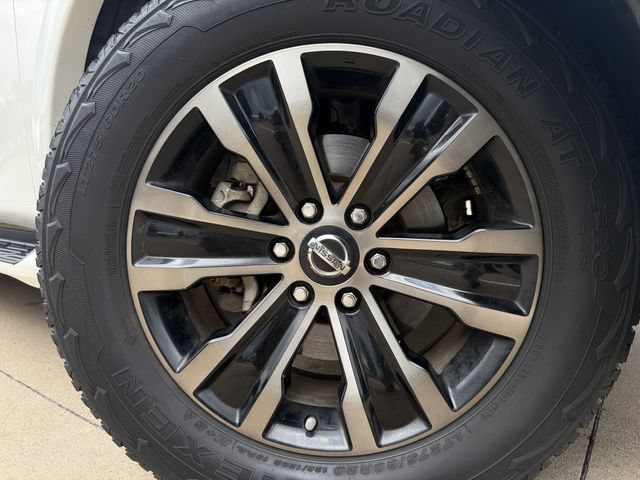 Used 2019 Nissan Armada Platinum w/ Captain's Chairs Package RWD image 10