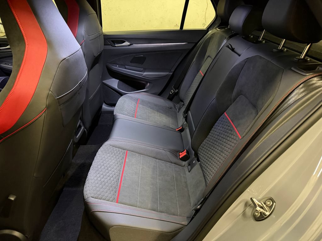 New 2026 Volkswagen GTI SE FWD image 23
