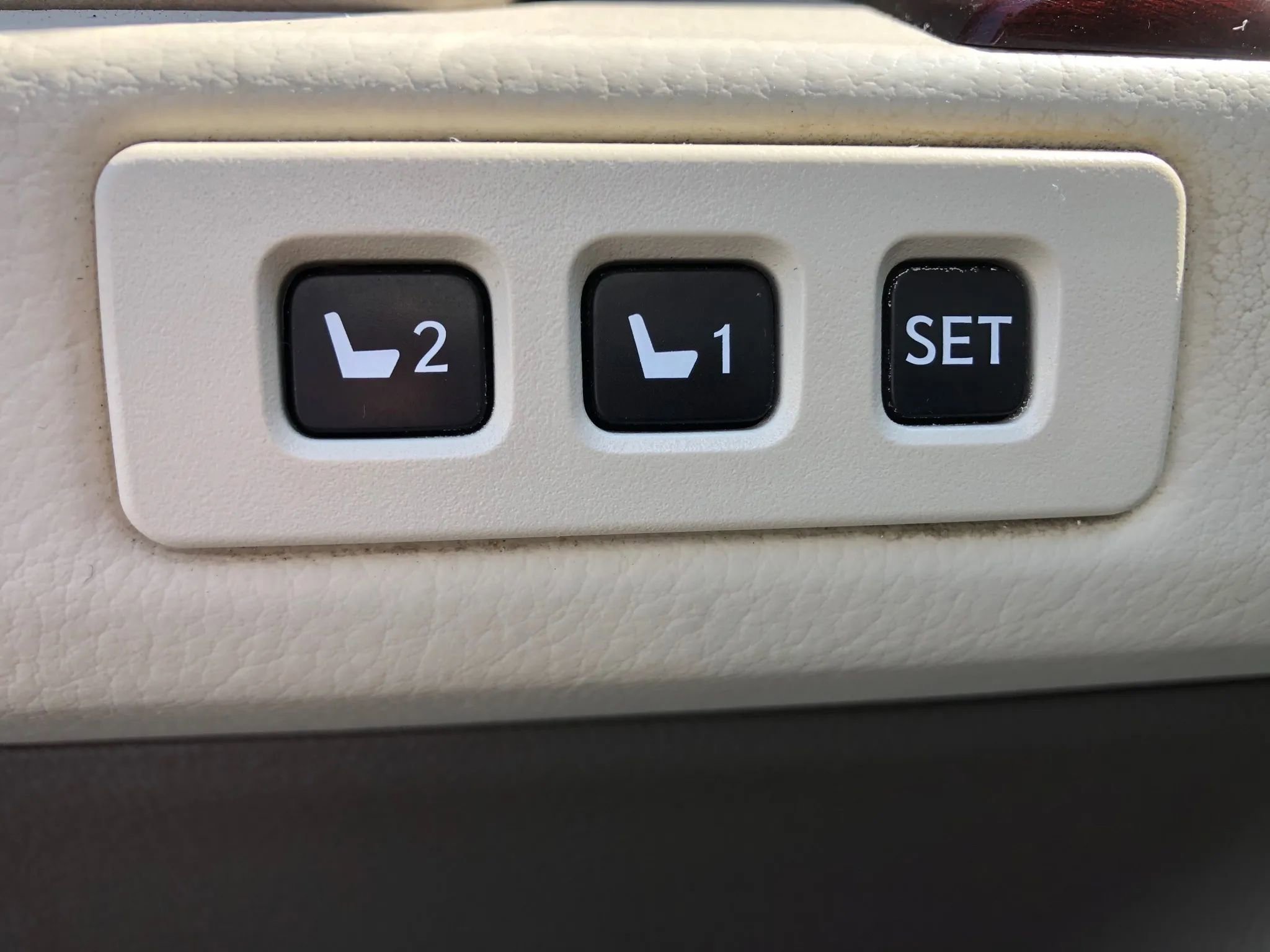 Used 2016 Lexus GX 460 Luxury w/ Preferred Accessory Package image 24