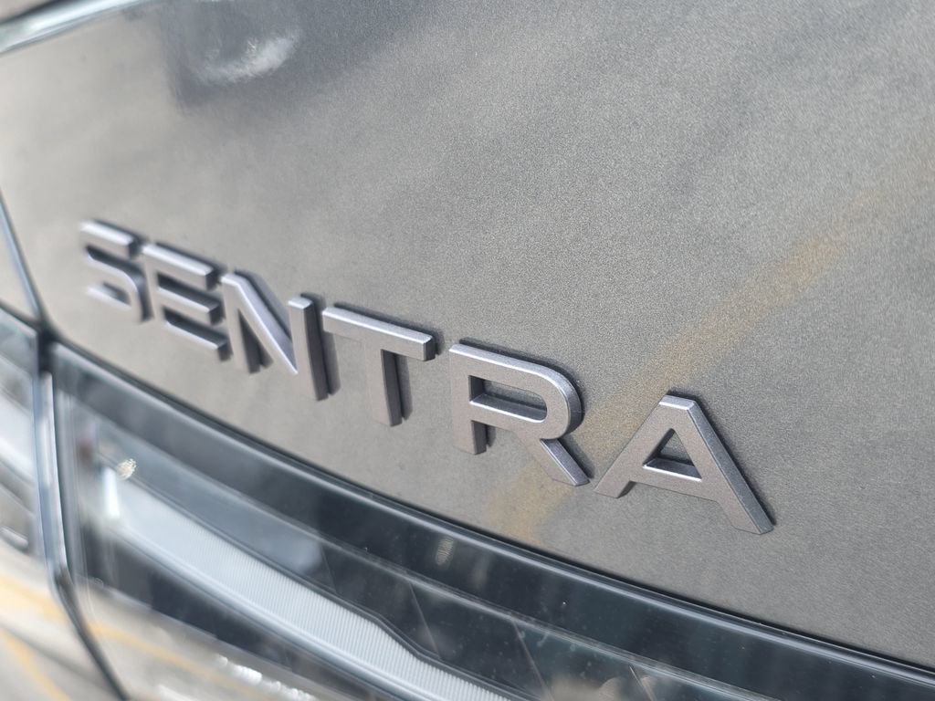 New 2026 Nissan Sentra SR w/ Floor Mat Package FWD image 10