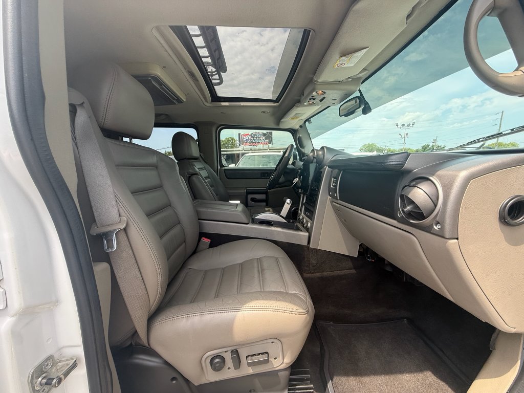 Used 2003 HUMMER H2 w/ Preferred Equipment Group AWD/4WD image 23
