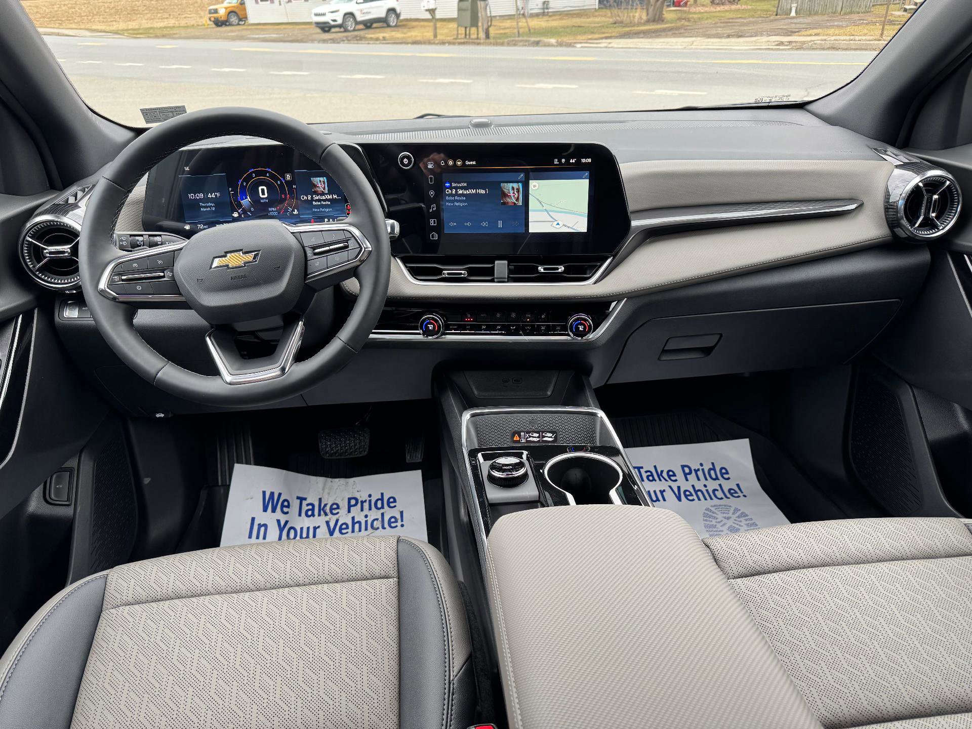 New 2026 Chevrolet Equinox LT w/ Convenience Package II image 37