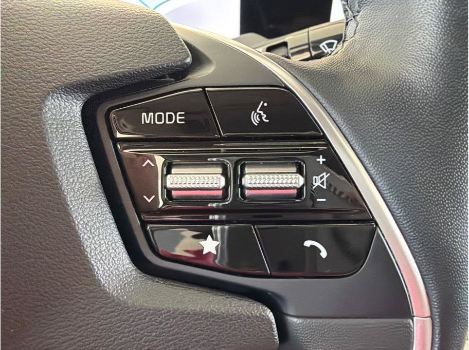 Used 2024 Kia EV6 Light AWD/4WD image 18