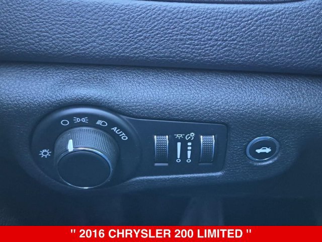 Used 2016 Chrysler 200 Limited w/ Anniversary Edition FWD image 18