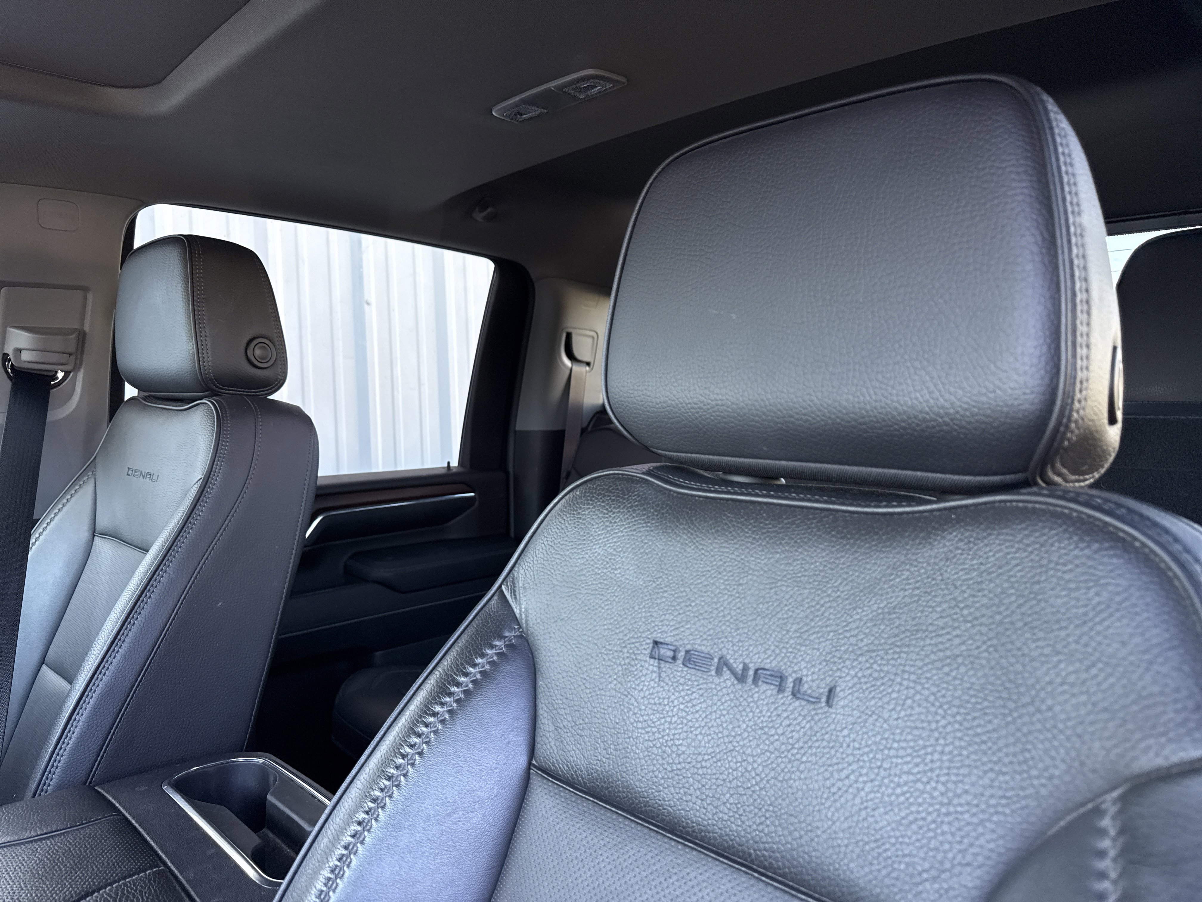 Used 2024 GMC Sierra 3500 Denali w/ Denali Reserve Package image 20